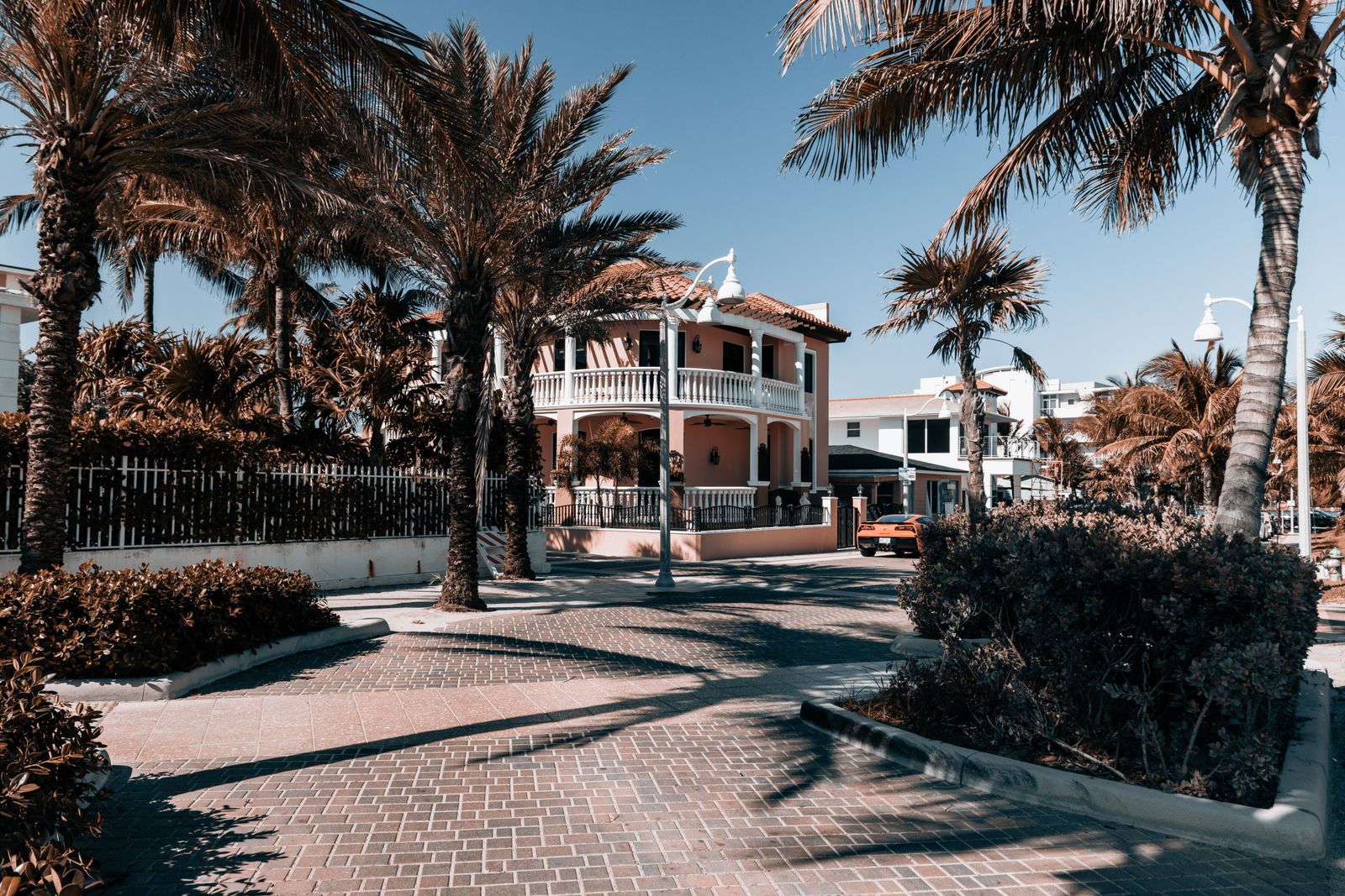 A Hurricane-Season Home Maintenance Checklist for Bradenton Homeowners